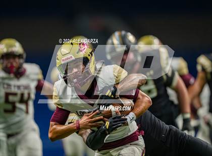 Thumbnail 2 in Los Fresnos vs. Johnson photogallery.