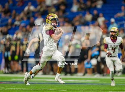 Thumbnail 3 in Los Fresnos vs. Johnson photogallery.