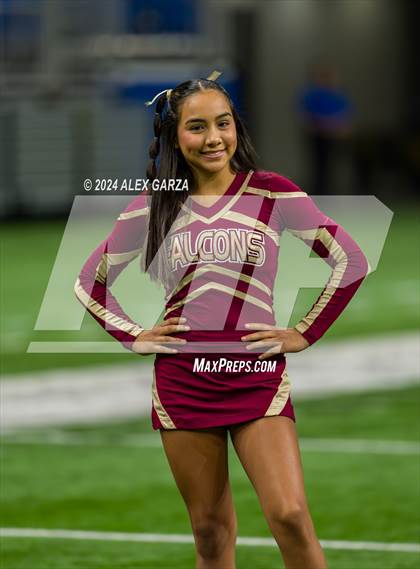 Thumbnail 3 in Los Fresnos vs. Johnson photogallery.