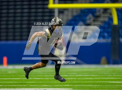 Thumbnail 1 in Los Fresnos vs. Johnson photogallery.