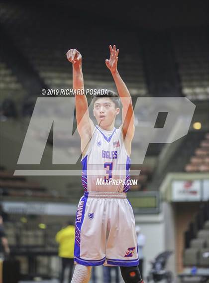 Thumbnail 2 in Dinuba vs. Immanuel (CIF CS DIII Final) photogallery.
