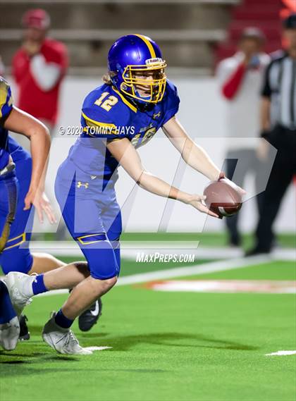 Thumbnail 1 in Brock vs. Denver City (UIL Class 3A Area Playoff) photogallery.