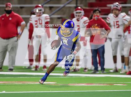 Thumbnail 2 in Brock vs. Denver City (UIL Class 3A Area Playoff) photogallery.