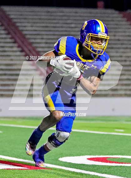 Thumbnail 1 in Brock vs. Denver City (UIL Class 3A Area Playoff) photogallery.