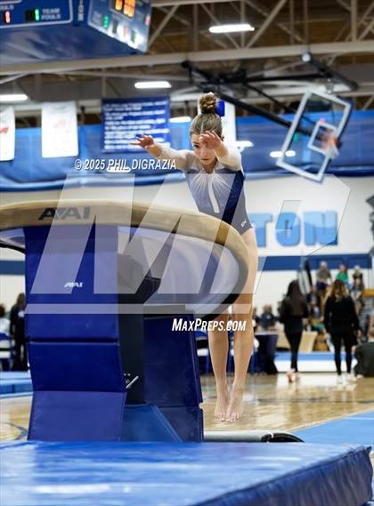 Thumbnail 2 in Pueblo Central (CHSAA 4A Final) photogallery.
