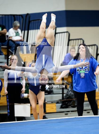 Thumbnail 3 in Pueblo Central (CHSAA 4A Final) photogallery.