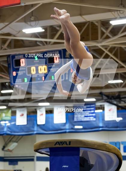 Thumbnail 3 in Pueblo Central (CHSAA 4A Final) photogallery.