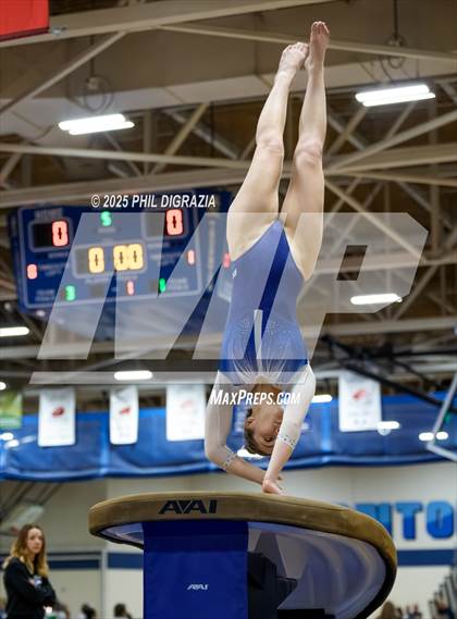 Thumbnail 1 in Pueblo Central (CHSAA 4A Final) photogallery.