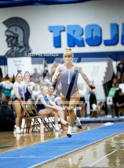 Thumbnail 1 in Pueblo Central (CHSAA 4A Final) photogallery.