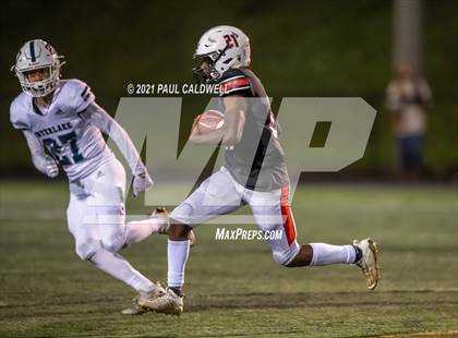 Thumbnail 1 in Interlake @ Steilacoom (WIAA 2A District Playoff) photogallery.