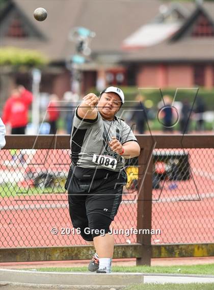 Thumbnail 1 in Stanford Invitational Girls Shot Put photogallery.