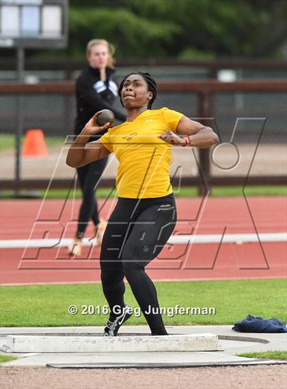 Thumbnail 1 in Stanford Invitational Girls Shot Put photogallery.