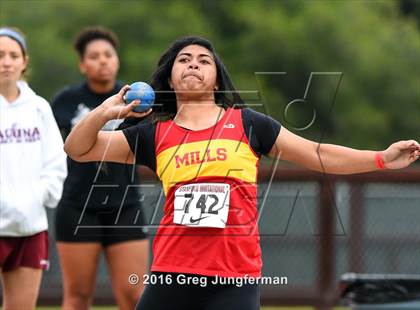 Thumbnail 3 in Stanford Invitational Girls Shot Put photogallery.