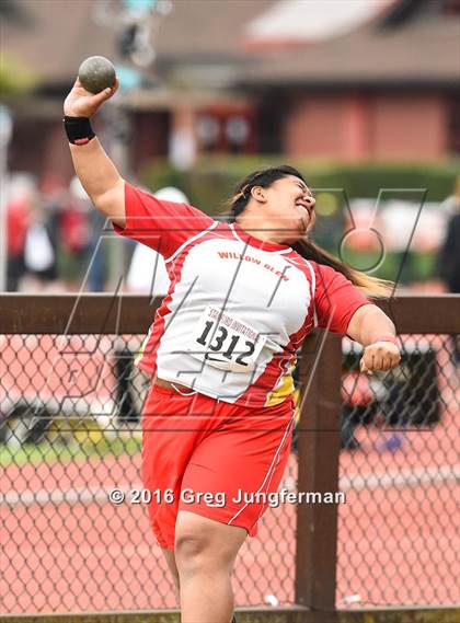 Thumbnail 2 in Stanford Invitational Girls Shot Put photogallery.