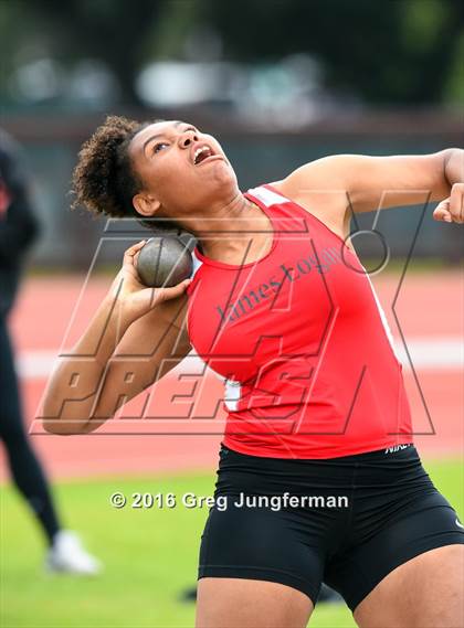 Thumbnail 2 in Stanford Invitational Girls Shot Put photogallery.