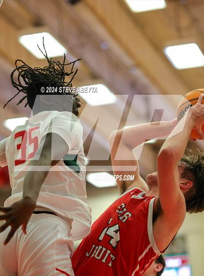 Thumbnail 3 in Regis Jesuit @ Smoky Hill (CHSAA 6A Second Round) photogallery.