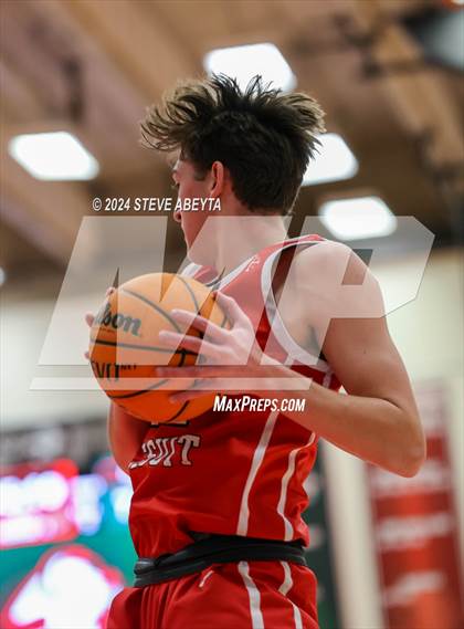 Thumbnail 3 in Regis Jesuit @ Smoky Hill (CHSAA 6A Second Round) photogallery.