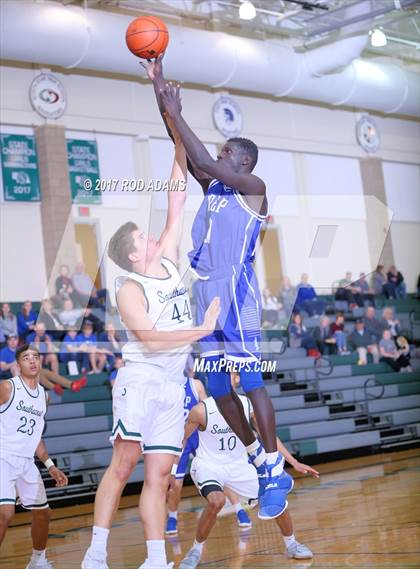 Thumbnail 2 in Creighton Prep @ Lincoln Southwest photogallery.