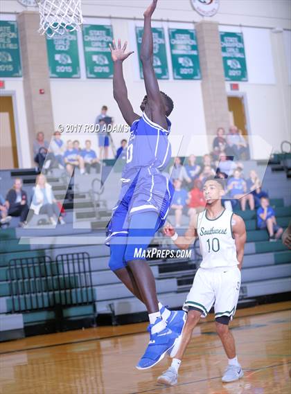 Thumbnail 3 in Creighton Prep @ Lincoln Southwest photogallery.