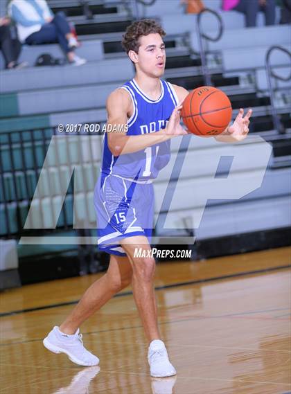 Thumbnail 3 in Creighton Prep @ Lincoln Southwest photogallery.