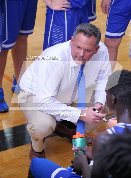 Thumbnail 2 in Creighton Prep @ Lincoln Southwest photogallery.