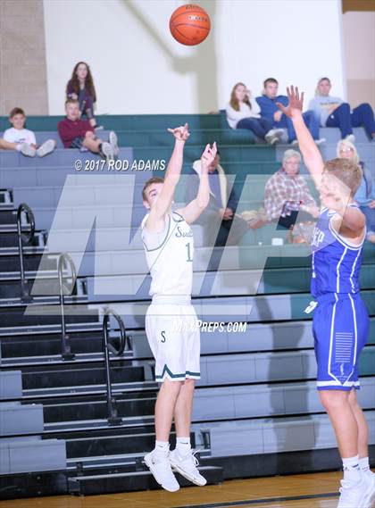 Thumbnail 3 in Creighton Prep @ Lincoln Southwest photogallery.