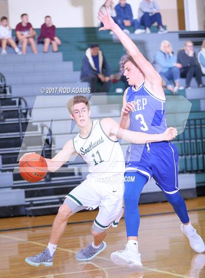 Thumbnail 2 in Creighton Prep @ Lincoln Southwest photogallery.
