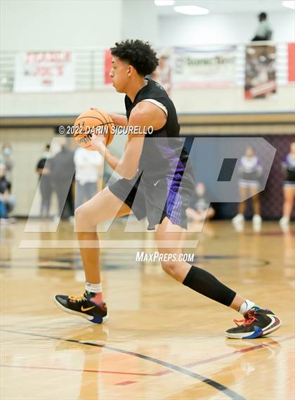 Thumbnail 2 in Millennium vs McClintock (AIA 5A Quarterfinals) photogallery.