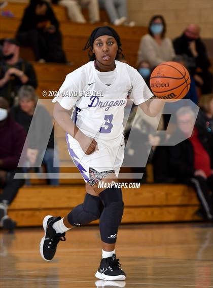 Thumbnail 1 in Gridley vs. Sacramento (Chavez Classic) photogallery.