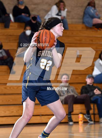 Thumbnail 3 in Gridley vs. Sacramento (Chavez Classic) photogallery.