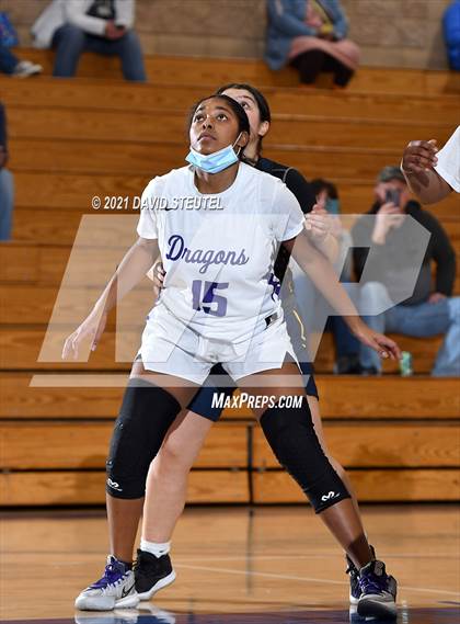 Thumbnail 3 in Gridley vs. Sacramento (Chavez Classic) photogallery.