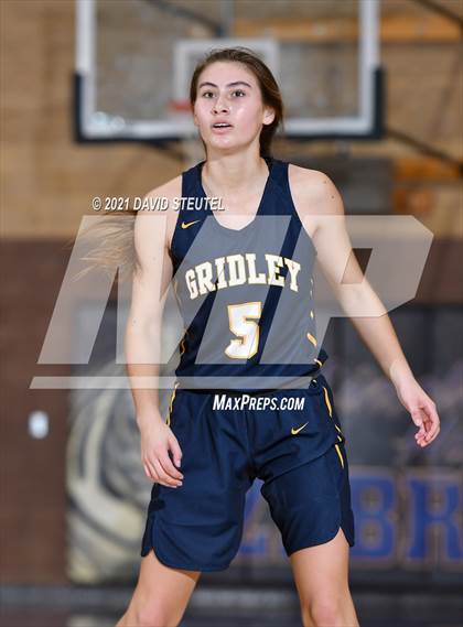 Thumbnail 2 in Gridley vs. Sacramento (Chavez Classic) photogallery.