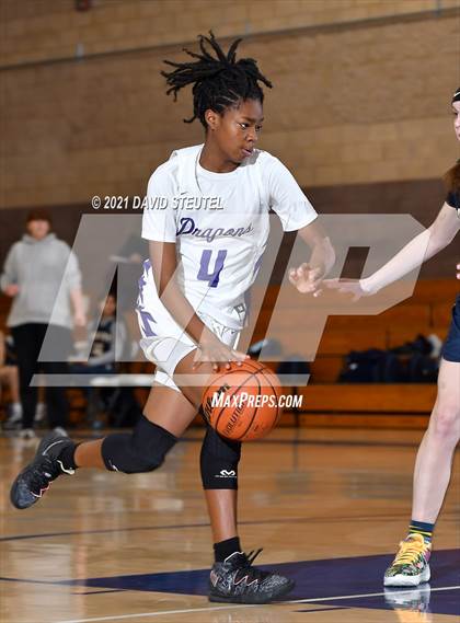 Thumbnail 2 in Gridley vs. Sacramento (Chavez Classic) photogallery.