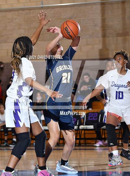 Thumbnail 3 in Gridley vs. Sacramento (Chavez Classic) photogallery.