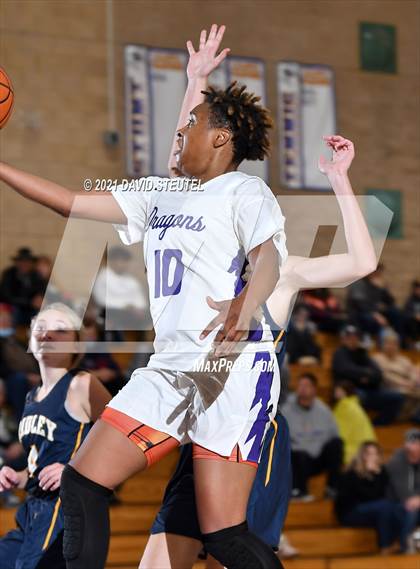 Thumbnail 1 in Gridley vs. Sacramento (Chavez Classic) photogallery.
