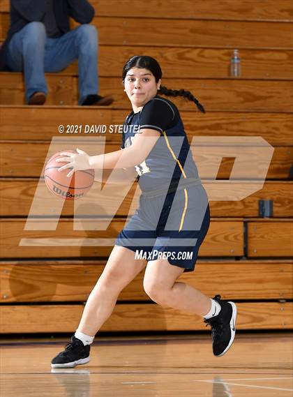 Thumbnail 2 in Gridley vs. Sacramento (Chavez Classic) photogallery.