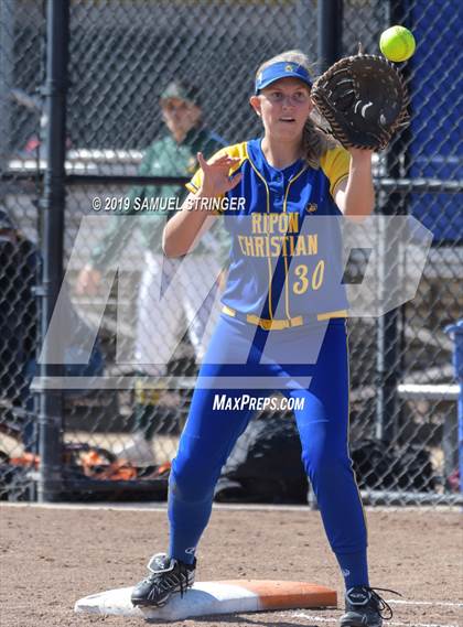 Thumbnail 1 in Ripon Christian vs. Argonaut (CIF SJS D6 Semifinal Playoffs) photogallery.
