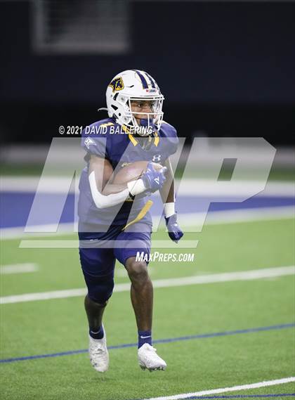 Thumbnail 1 in Parish Episcopal vs. Prestonwood Christian (TAPPS D1 2nd Round Playoff) photogallery.