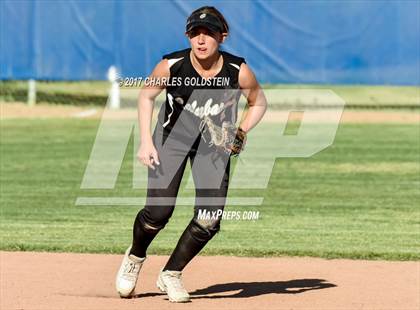 Thumbnail 1 in Calabasas @ Agoura photogallery.