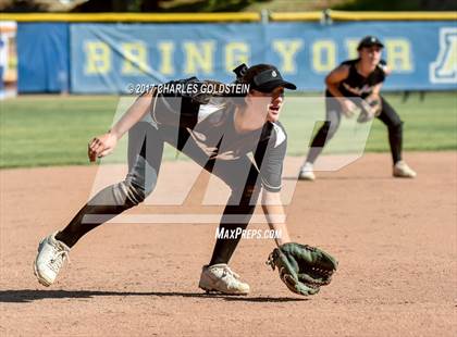 Thumbnail 2 in Calabasas @ Agoura photogallery.