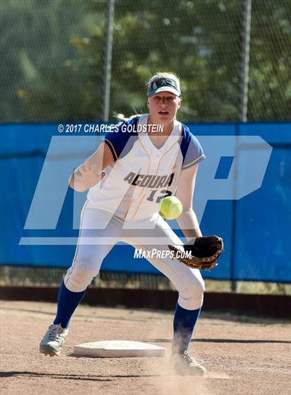 Thumbnail 1 in Calabasas @ Agoura photogallery.