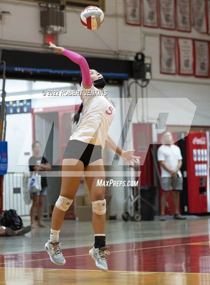 Thumbnail 1 in Kahuku @ Kalani photogallery.