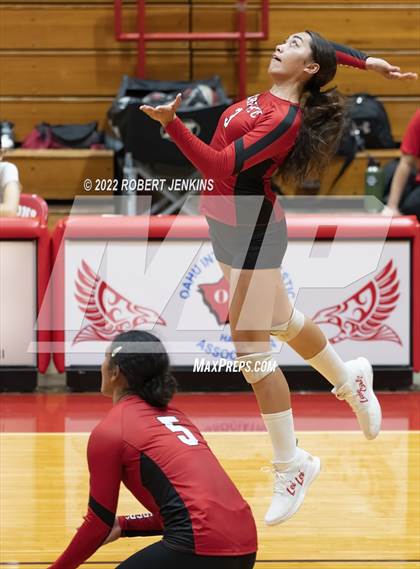 Thumbnail 2 in Kahuku @ Kalani photogallery.