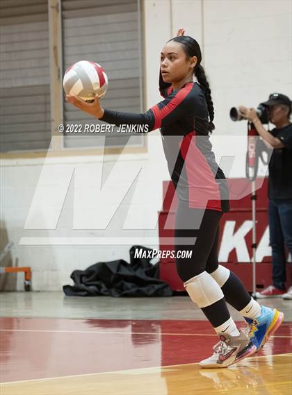 Thumbnail 2 in Kahuku @ Kalani photogallery.