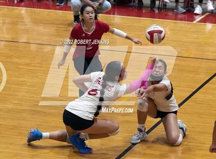 Thumbnail 3 in Kahuku @ Kalani photogallery.