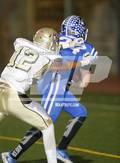 Thumbnail 3 in Don Lugo vs. Burbank (CIF SS D8 Semifinal) photogallery.