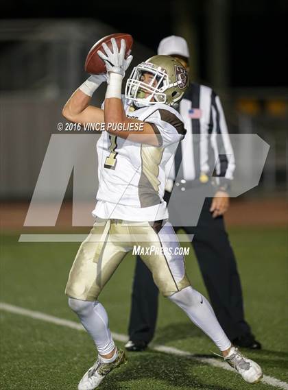 Thumbnail 1 in Don Lugo vs. Burbank (CIF SS D8 Semifinal) photogallery.