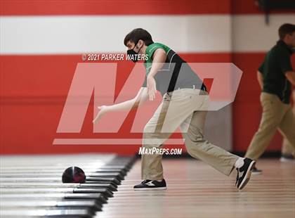 Thumbnail 1 in LHSAA Bowling Playoffs (Round 1, 9AM , Kenner Lanes) photogallery.