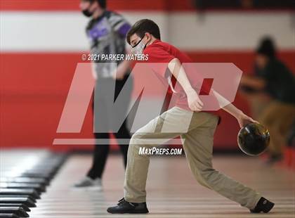 Thumbnail 2 in LHSAA Bowling Playoffs (Round 1, 9AM , Kenner Lanes) photogallery.