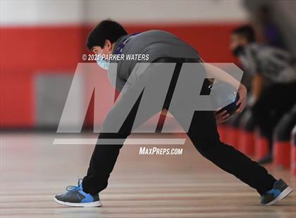 Thumbnail 2 in LHSAA Bowling Playoffs (Round 1, 9AM , Kenner Lanes) photogallery.